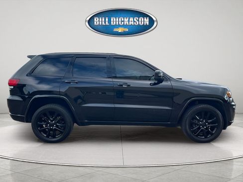 Used 2020 Jeep Grand Cherokee Altitude AWD/4WD image 12