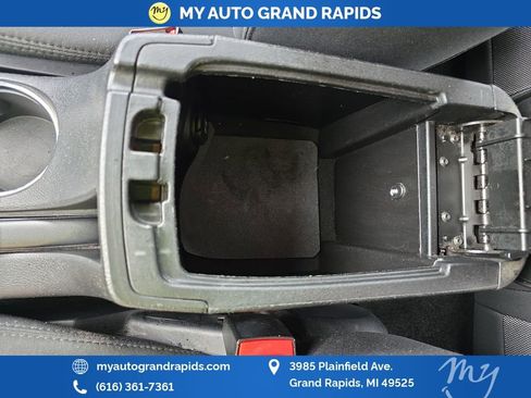 Used 2014 Dodge Avenger SE image 27