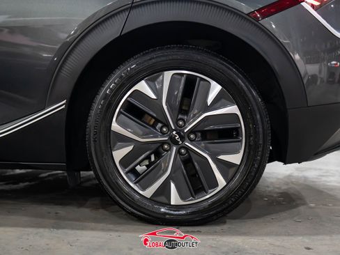 Used 2024 Kia EV6 Light image 11