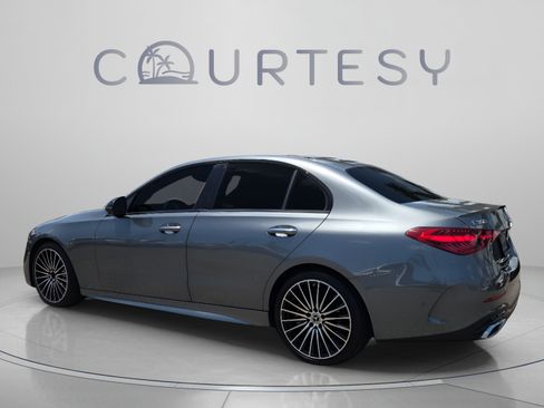 Used 2024 Mercedes-Benz C 300 Sedan image 3