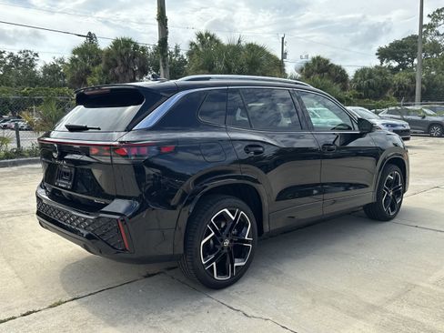 New 2026 Volkswagen Tiguan SEL R-Line AWD/4WD image 4