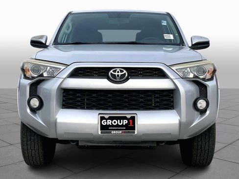 Used 2014 Toyota 4Runner SR5 image 8