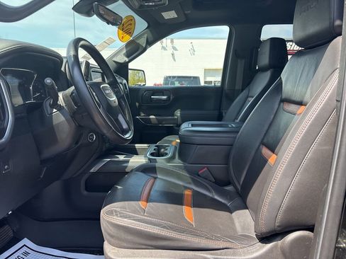Used 2022 GMC Sierra 1500 AT4 w/ AT4 Premium Package AWD/4WD image 9