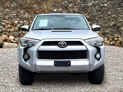 Used 2015 Toyota 4Runner Trail AWD/4WD image 3