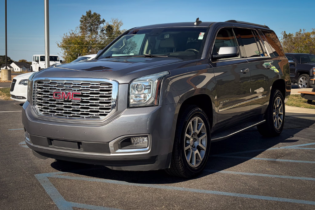 Used 2019 GMC Yukon Denali w/ Open Road Package AWD/4WD image 17