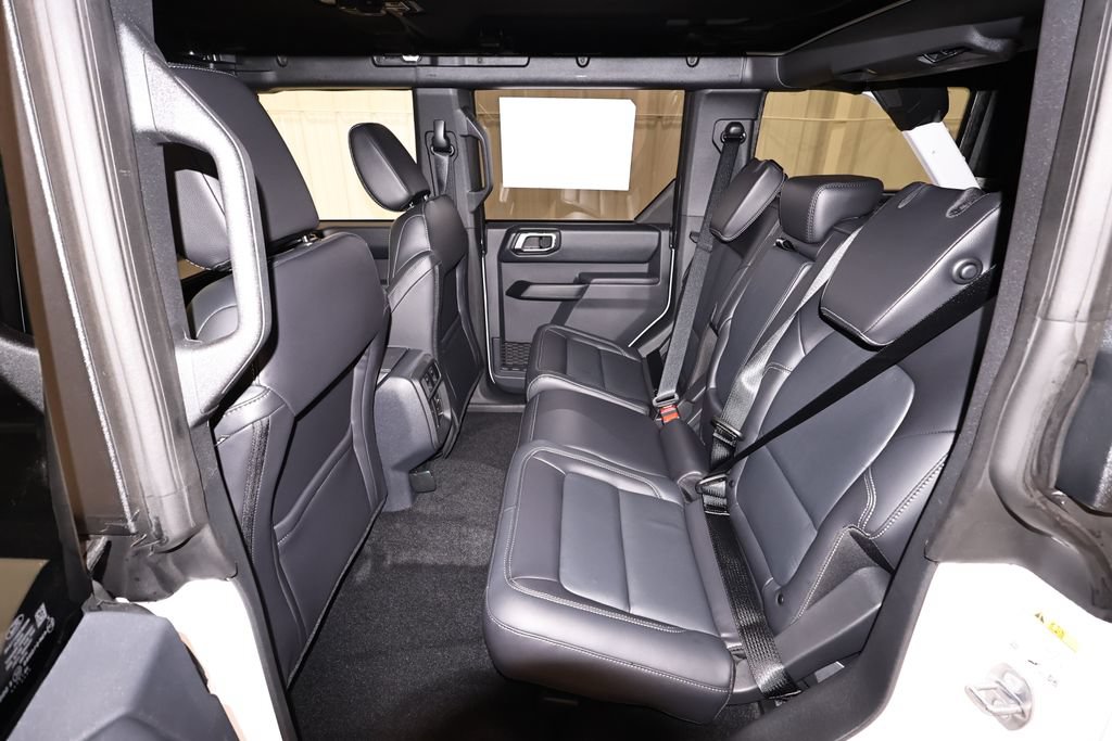 New 2026 Ford Bronco Outer Banks AWD/4WD image 13