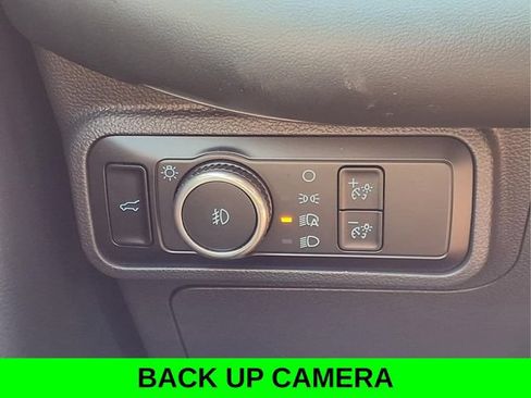 Used 2025 Ford Explorer ST AWD/4WD image 18