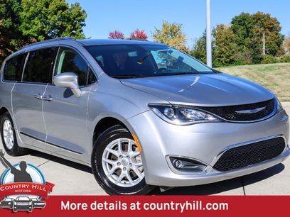 Used 2020 Chrysler Pacifica Touring-L