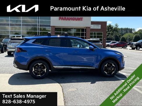 New 2026 Kia Sportage EX w/ EX Panorama Roof Package image 6