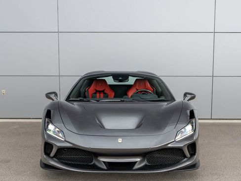 Certified 2022 Ferrari F8 Tributo image 3