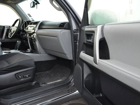 Used 2013 Toyota 4Runner SR5 image 17