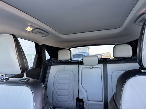 Used 2024 Ford Escape Platinum w/ Premium Technology Package image 42