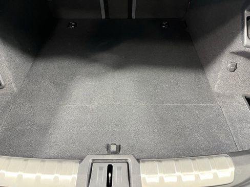 Used 2024 Audi e-tron GT Premium Plus image 32