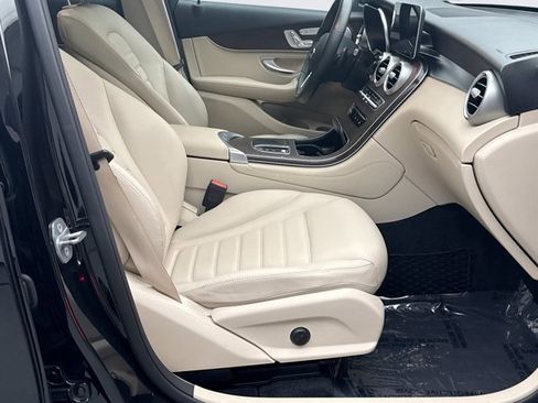 Used 2020 Mercedes-Benz GLC 300 4MATIC Coupe image 18