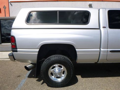 Used 2001 Dodge Ram 2500 Truck 4x4 Quad Cab image 4