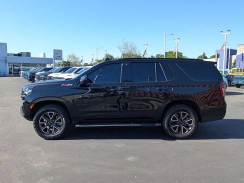 Used 2024 Chevrolet Tahoe Z71 AWD/4WD image 3