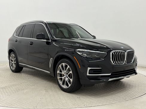 Used 2023 BMW X5 xDrive40i w/ Parking Assistance Package AWD/4WD image 7