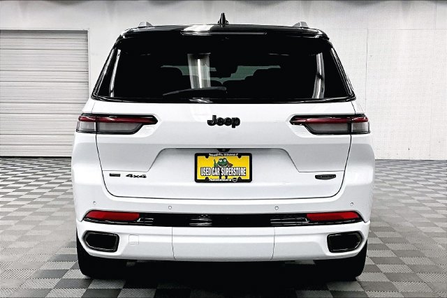 Used 2023 Jeep Grand Cherokee L Summit w/ Rear Seat Video Group I AWD/4WD image 5