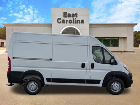 New 2025 RAM ProMaster 1500 w/ Convenience Group image 8