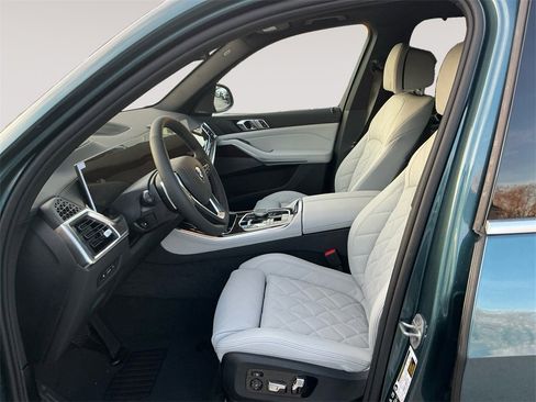 New 2026 BMW X5 xDrive40i image 9