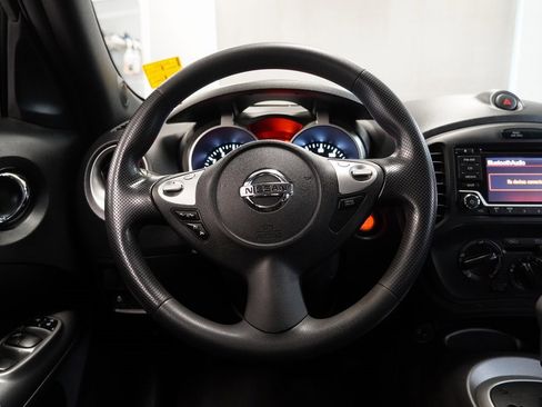 Used 2016 Nissan Juke S image 17