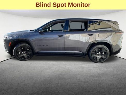 Used 2024 Jeep Wagoneer Launch Edition image 6