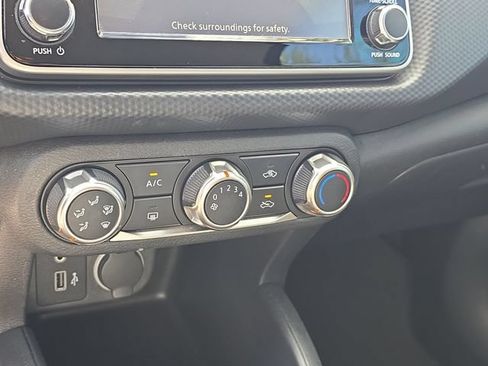 Certified 2021 Nissan Kicks S FWD image 25