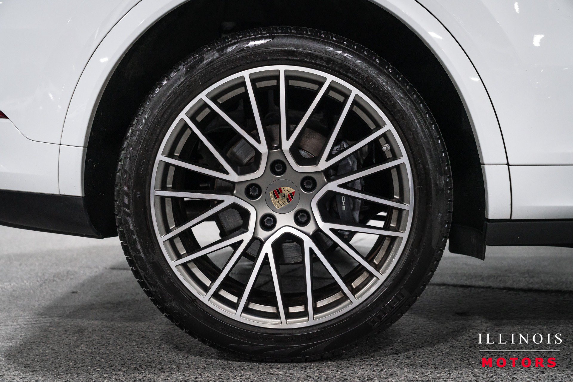 Used 2022 Porsche Cayenne Platinum Edition AWD/4WD image 11