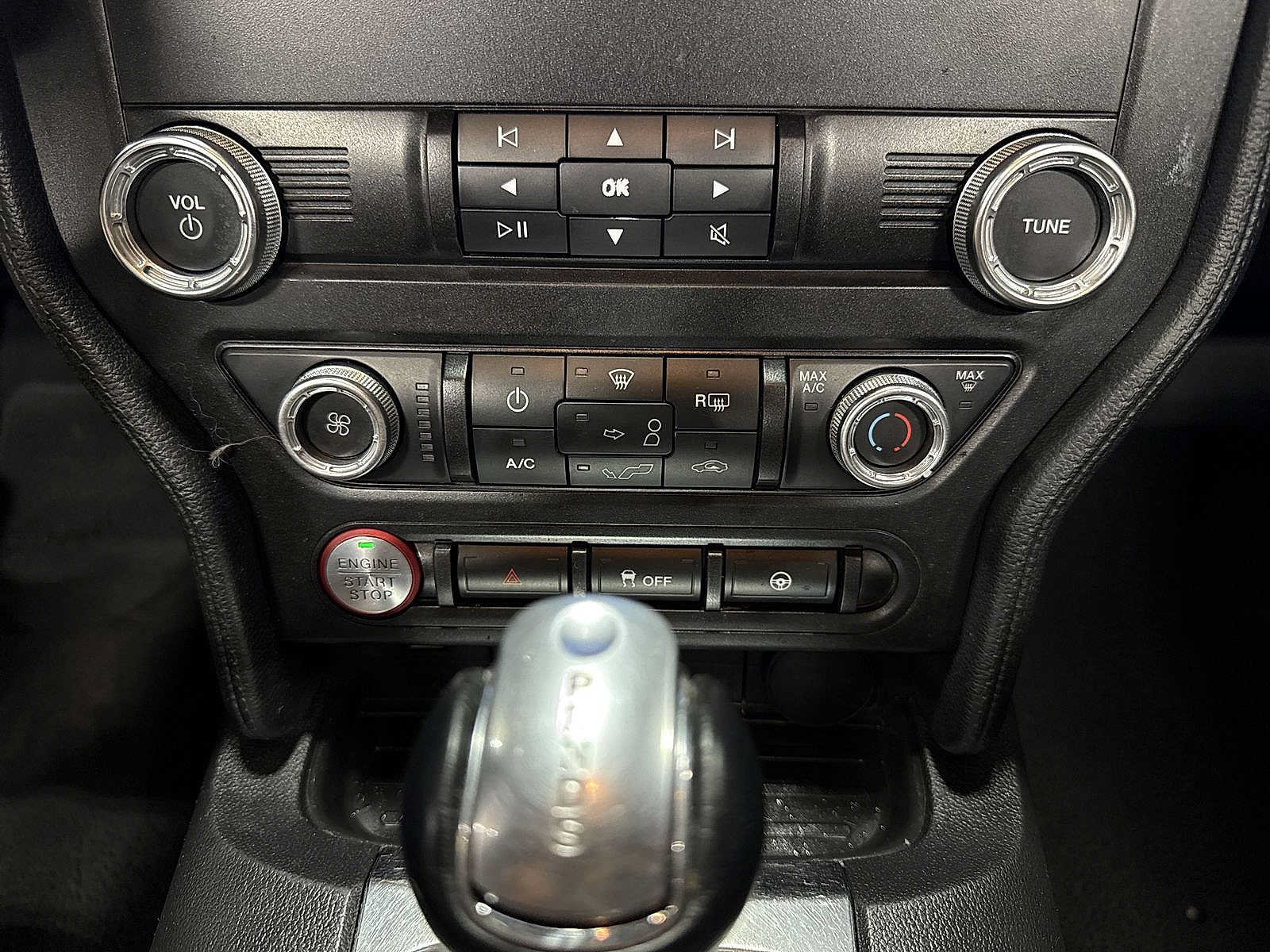 Used 2019 Ford Mustang Convertible w/ Ecoboost Performance Package RWD image 20