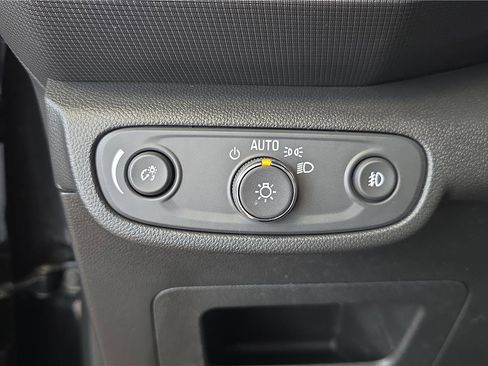 Used 2023 Chevrolet TrailBlazer LT w/ Convenience Package image 22