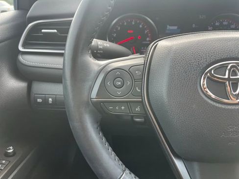 Used 2022 Toyota Camry XSE image 15