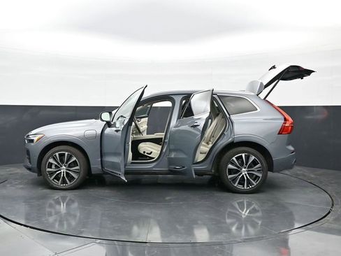 Used 2022 Volvo XC60 T8 Inscription Expression w/ Advanced Package AWD/4WD image 46