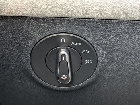 New 2026 Volkswagen Taos S image 17