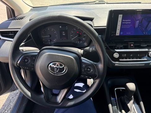 Used 2024 Toyota Corolla LE FWD image 16