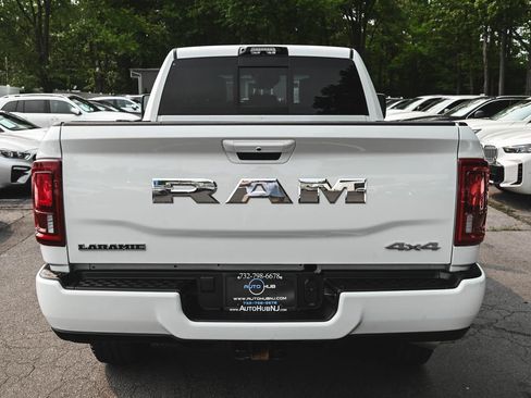Used 2025 RAM 2500 Laramie AWD/4WD image 5
