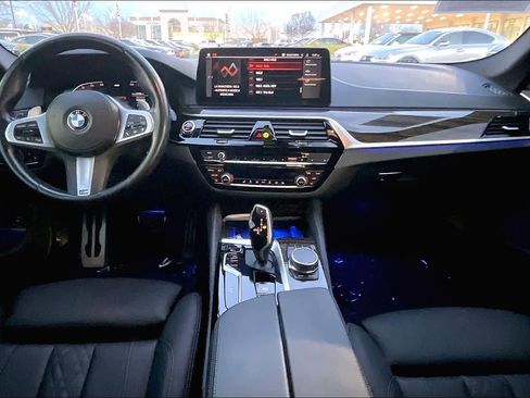 Used 2023 BMW 540i w/ M Sport Package image 17