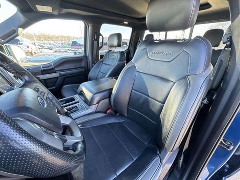 Used 2018 Ford F150 Raptor w/ Equipment Group 802A Luxury image 19