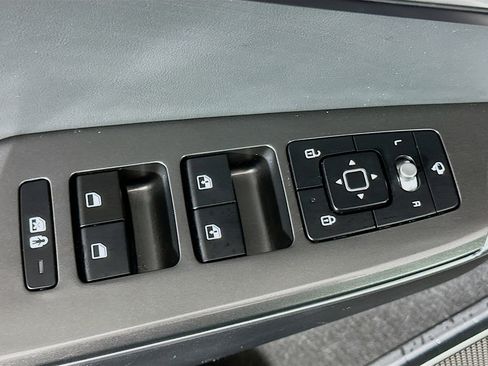 Used 2023 Kia EV6 Wind w/ Wind Technology Package image 15