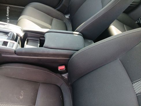Used 2018 Honda Civic EX image 8
