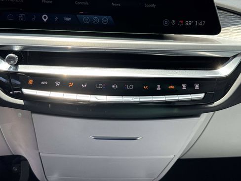 Certified 2025 Cadillac Lyriq Luxury RWD image 22