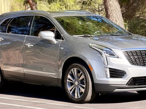 Used 2024 Cadillac XT5 Premium Luxury w/ Technology Package image 1