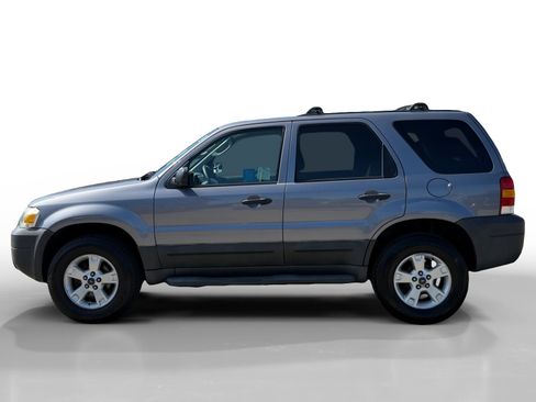 Used 2007 Ford Escape XLT FWD image 2