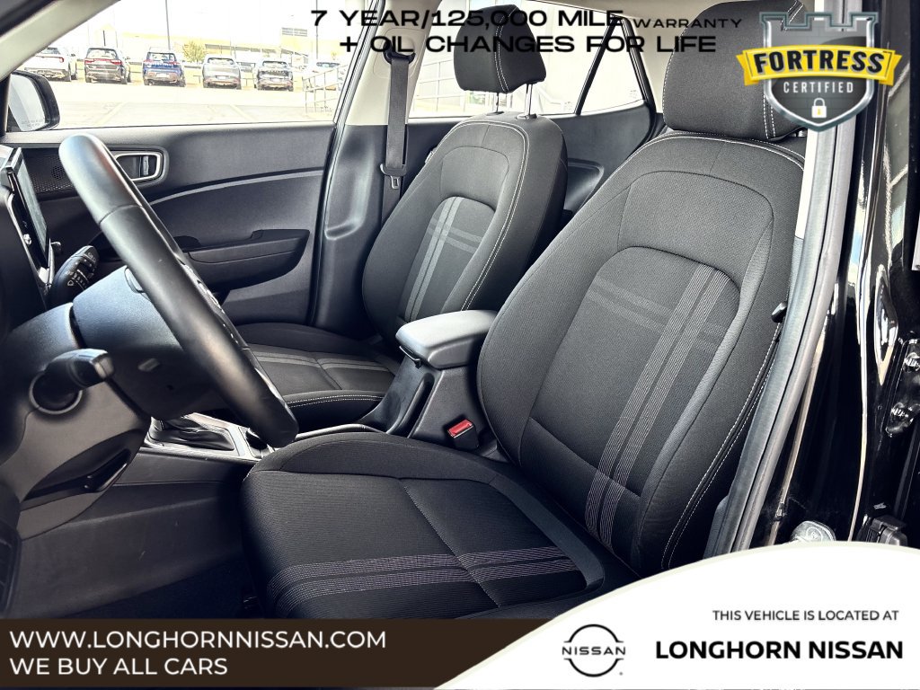 Used 2023 Hyundai Venue SEL FWD image 22