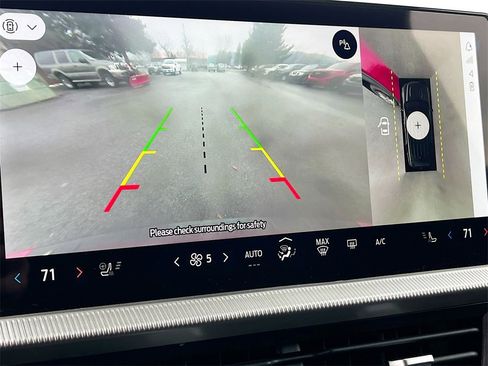 Used 2025 Ford Explorer Platinum image 14