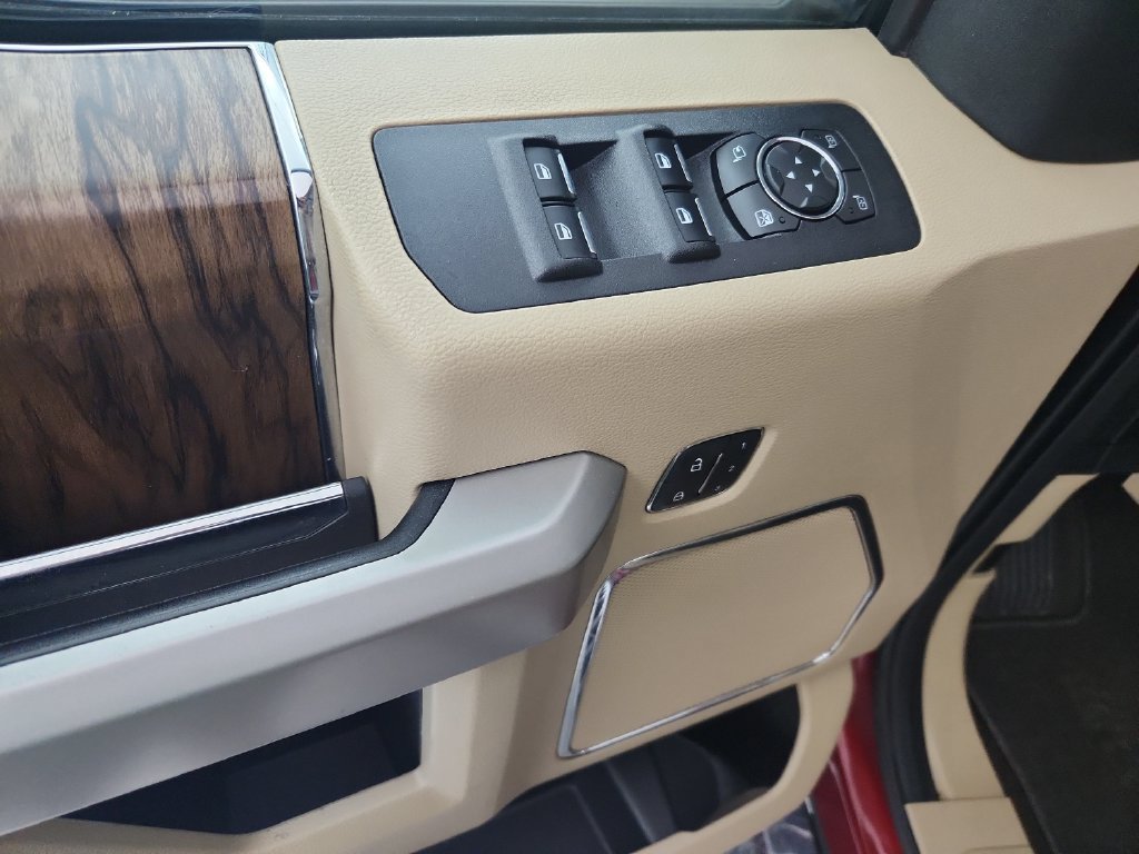 Used 2018 Ford F150 Lariat w/ Equipment Group 502A Luxury AWD/4WD image 23