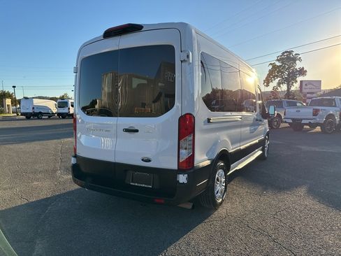 Used 2022 Ford Transit 350 XLT image 4