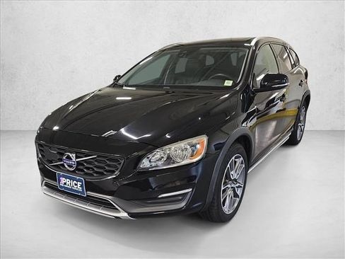 Used 2016 Volvo V60 T5 Cross Country AWD/4WD image 1