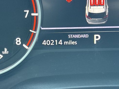 Used 2024 Nissan Rogue SV FWD image 20