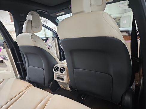 Used 2026 Mercedes-Benz GLC 300 4MATIC image 12
