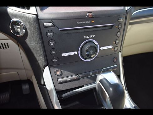 Used 2016 Ford Edge Titanium image 12